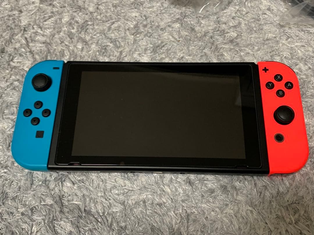 美品！Nintendo switch 本体　ネオンブルー　ネオンレッド　ケース付