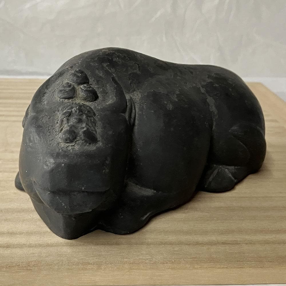 e3106 伏見焼 撫で牛 江戸期 巾16cm 撫牛 牛 開運 縁起物 置物