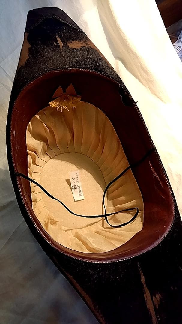 【レア中のレア】【ヴィンテージ】大礼帽と正肩章　海軍大佐　本物　ボロボロトランク