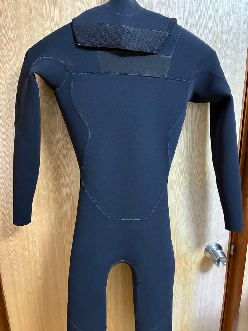 BILLABONG ノンジップウェットスーツ 3×2mm サイズML