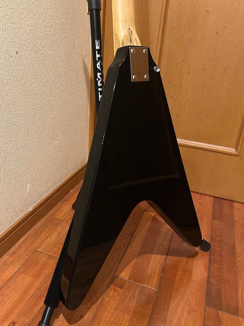 ぼ*ま様 追加値下げ！Flavor　フライングV タイプ　エレキギター　flyi