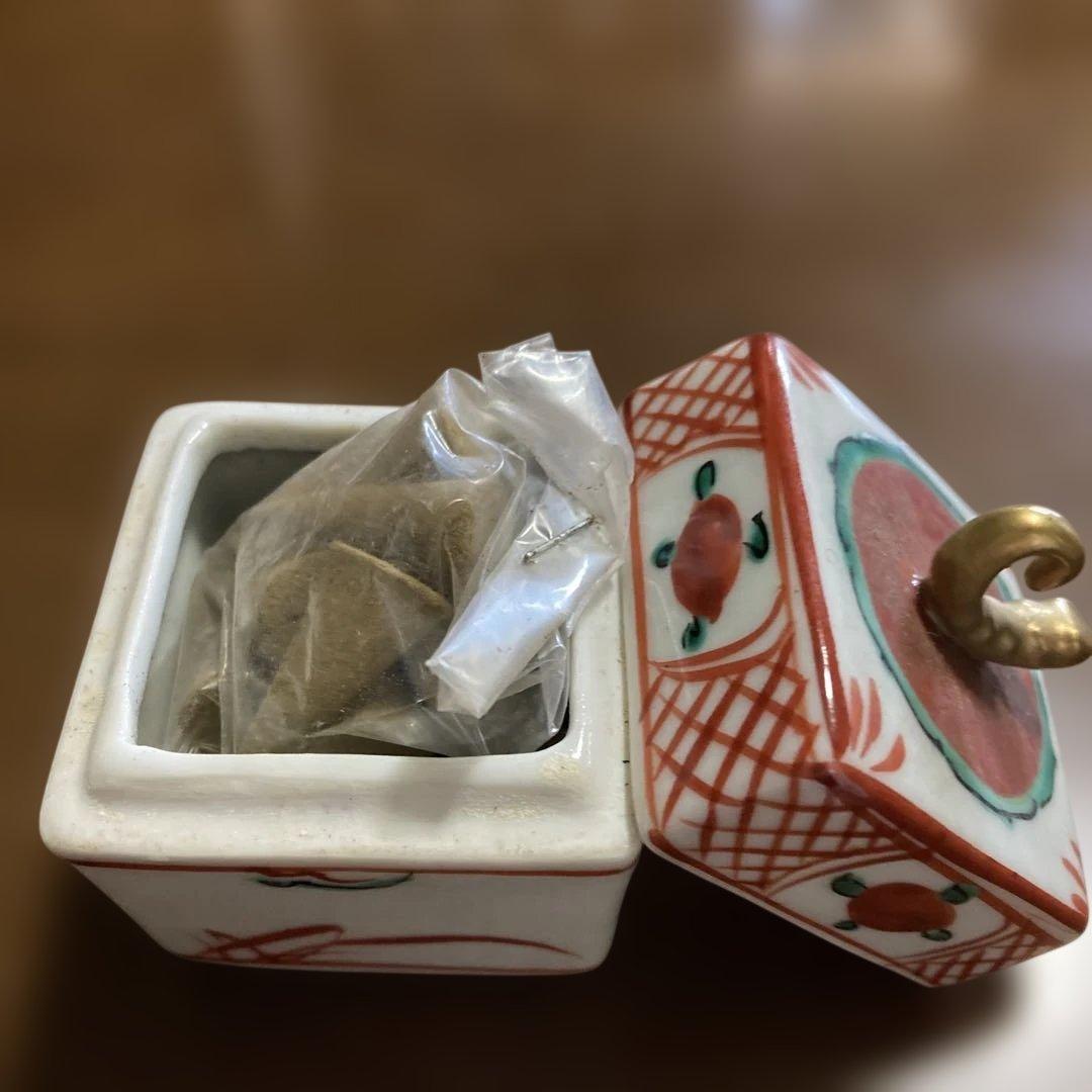 『香合　赤絵(染付) 清水焼』