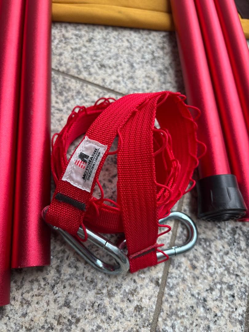 【美品】村の鍛冶屋　伸縮アルミタープポール レッド ４セット　ケース付き