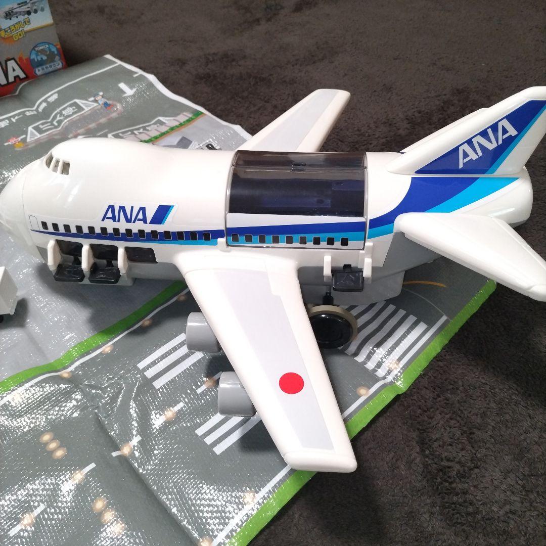 トミカ　トミカ空港　カーゴジェット　エアポートセット　ANA　JAL　飛行機