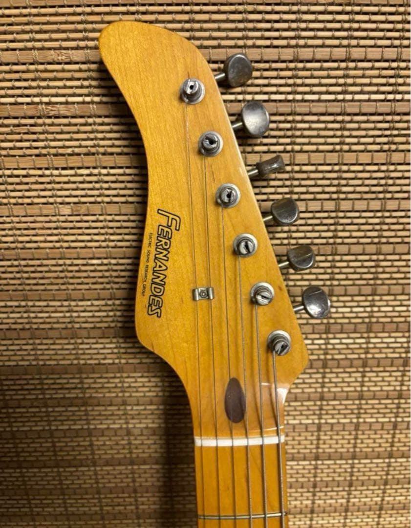 FERNANDES エレキギター アイボリー SHIAKOKURAケース付き