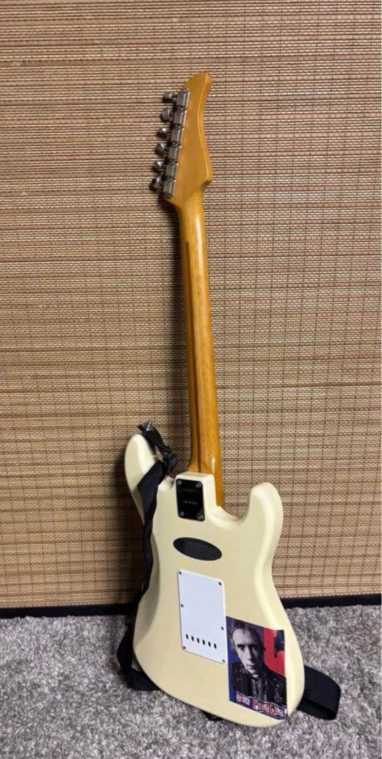 FERNANDES エレキギター アイボリー SHIAKOKURAケース付き