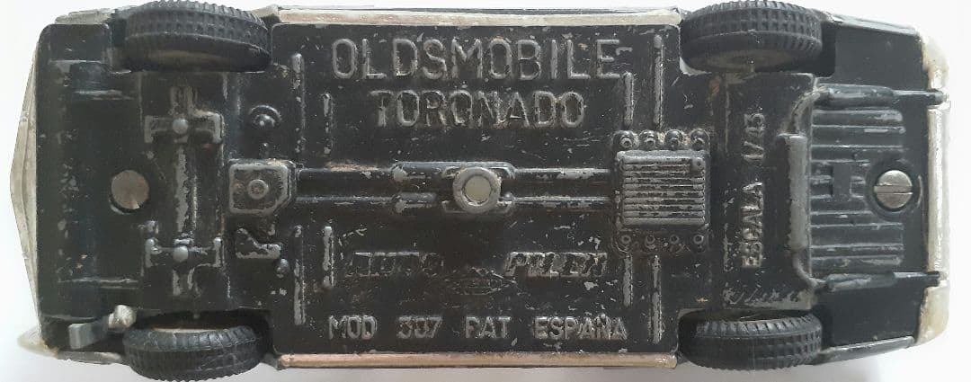 ヘッドライト開閉　AUTO PILEN OLDSMOBILE TORONADO