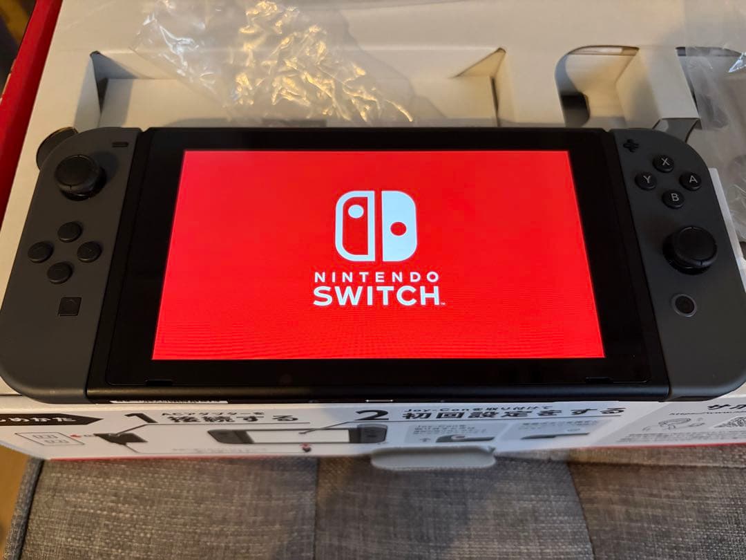 Nintendo Switch 本体 スイッチ　任天堂