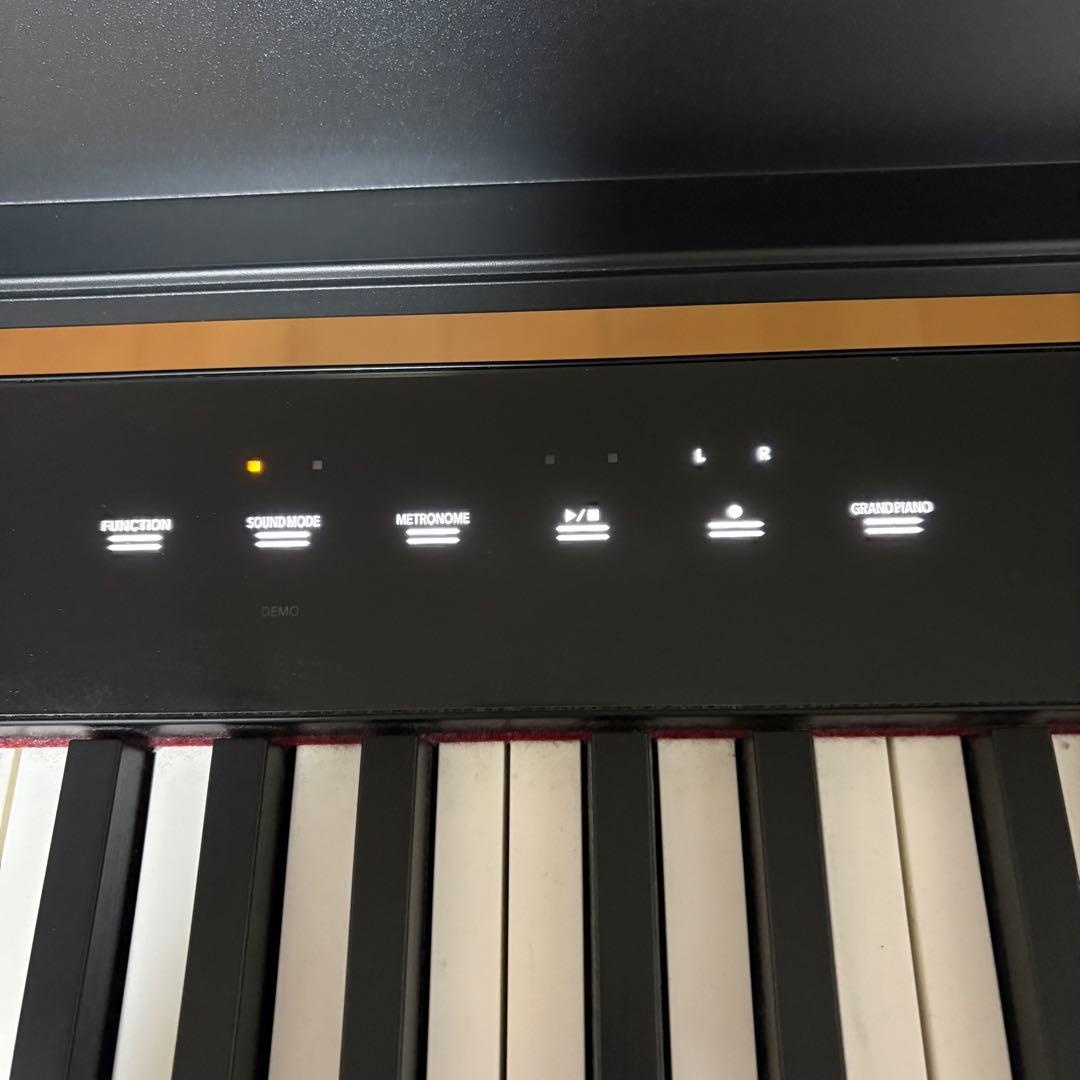 電子ピアノ　CASIO PX-S1100