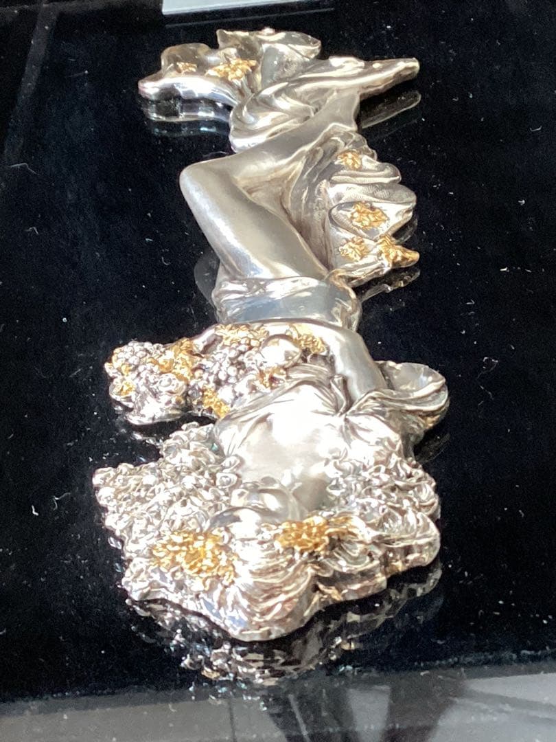 BRUNEL社イタリア製銀製立体女神レリーフ　額入り豪華ケース　カットガラス版