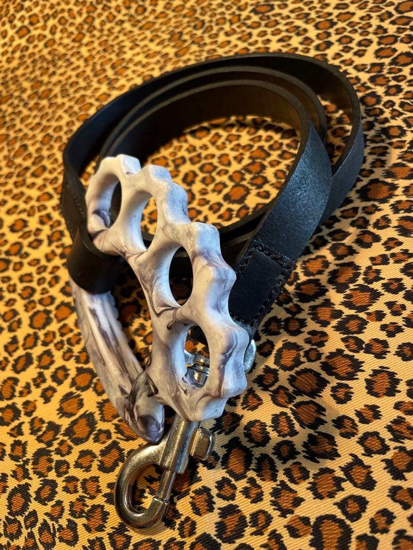 白黒　ナックル　ドッグ　リード　本革