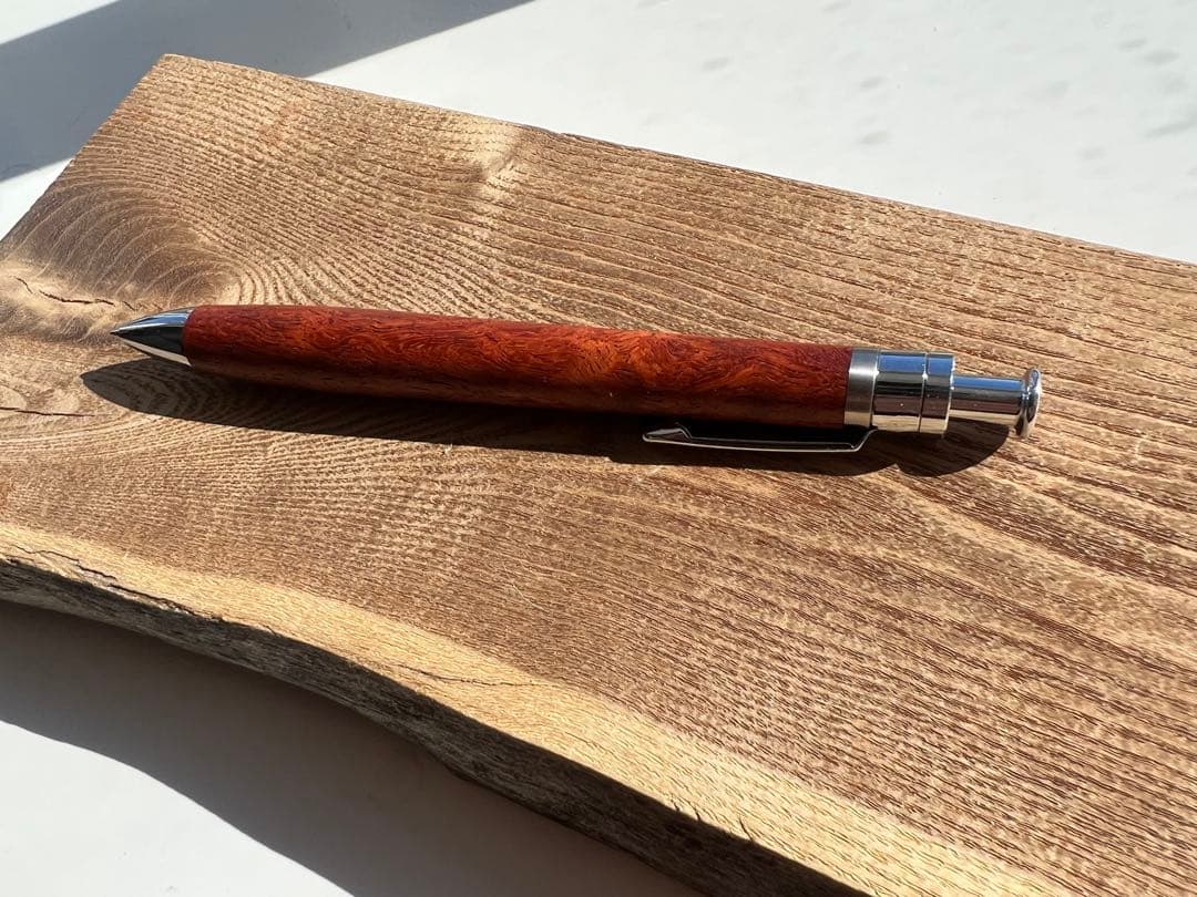 【新品・未使用】カリン　花梨ちぢみ杢　トラ杢　ボールペン 本体