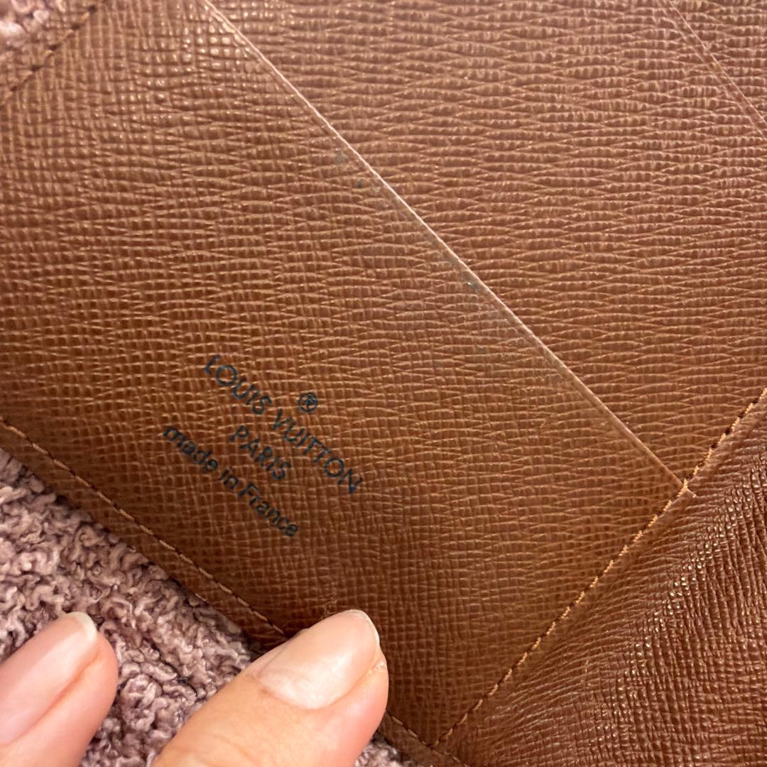 カ*ァ様 ルイヴィトン　パスポートケース