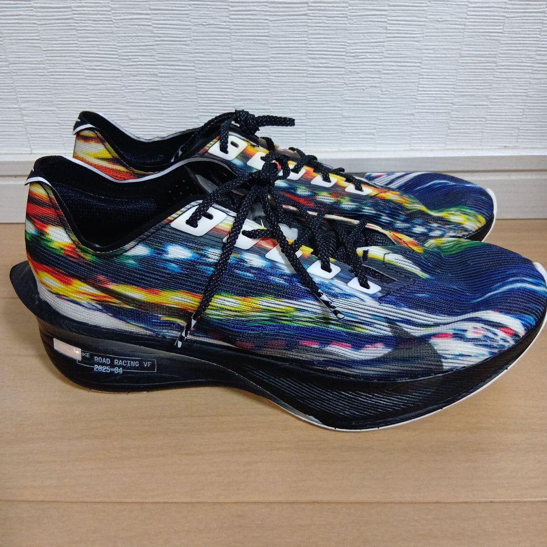 ナイキ　ヴェイパーフライ4