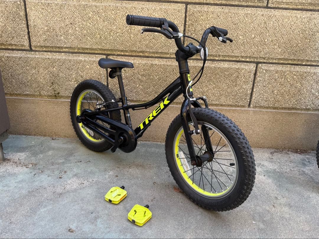 グリップ新品トレック16インチ子供車 キッズバイクトレック Precaliber