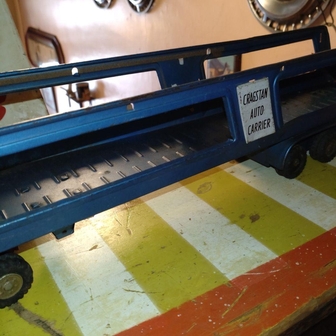 店じまいCrashtan トラックとキャリア おもちゃ