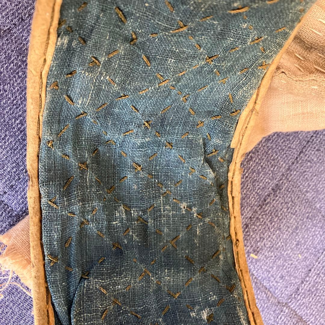 最終値下げ　鎧・甲冑　桐箱付きの鐵味良い本歌の鉢金　 額当て