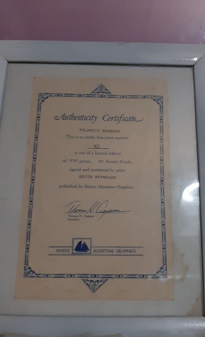 キース レイノルズ なんと美しい絵。 右上の 点と 丸は 蛍光灯が 写って いる