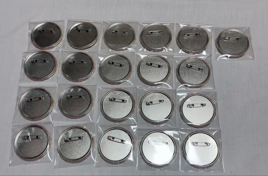 ブルーロック 御影玲王 サマバケ アンドギャラリー 缶バッジ