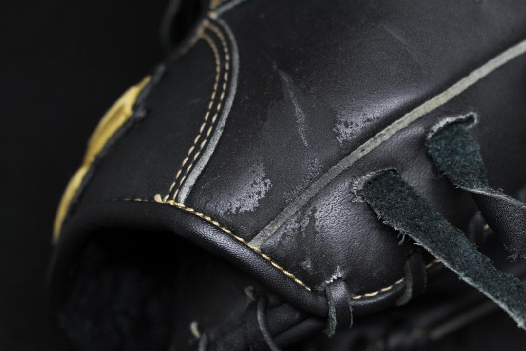 【限定品】石田選手モデル　軟式グローブ　横浜DeNAベイスターズ　球団発売グラブ