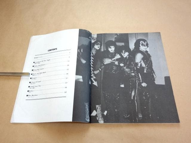 ★ KISS キッス ギタースコア 「暗黒の神話」 ★