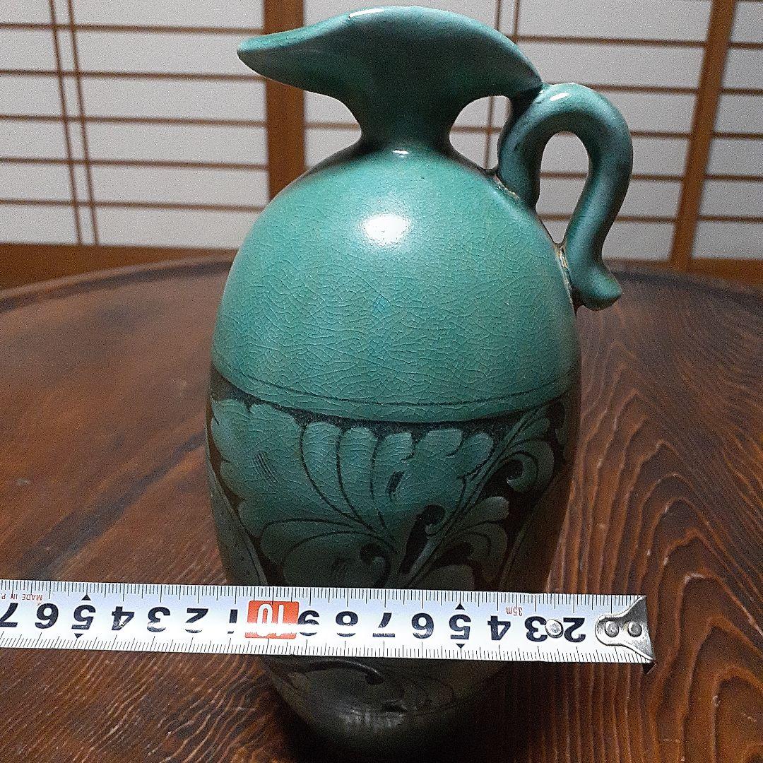 中国磁州窯陽刻緑彩水注