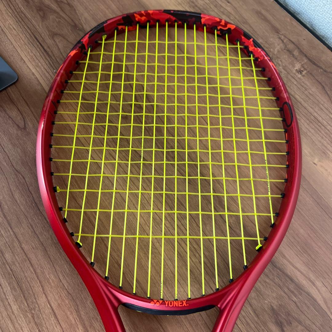 YONEX ジオブレイク70VS タンゴレッド　UL0