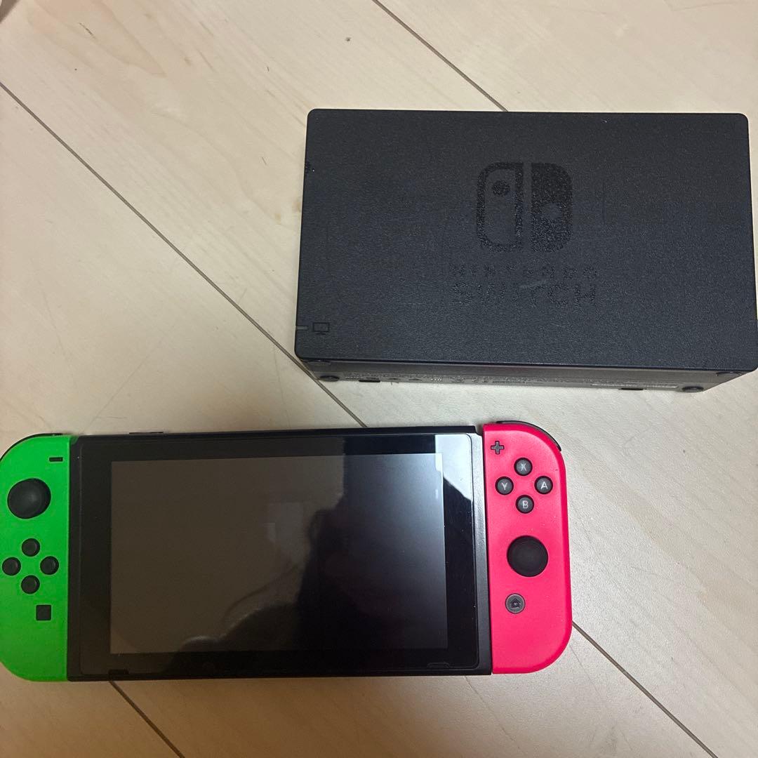 Nintendo Switch 本体 グリーン・ピンクジョイコン