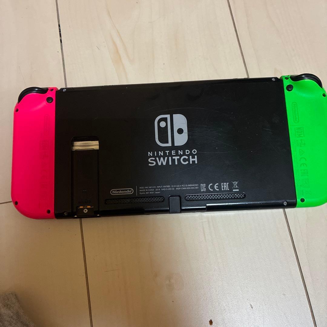 Nintendo Switch 本体 グリーン・ピンクジョイコン