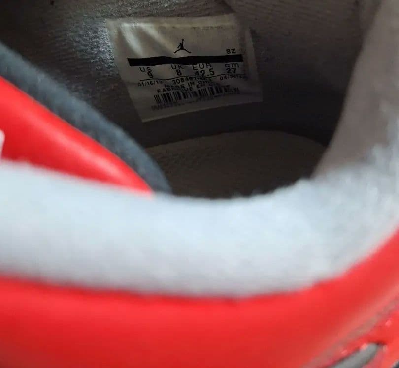 NIKE AIR JORDAN 4 RETRO エアジョ ーダン4 レッド