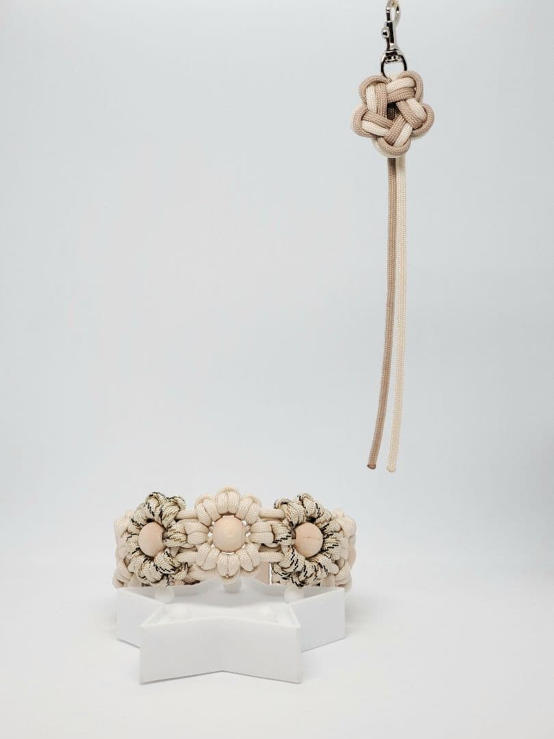 パラコード モノトーン花首輪