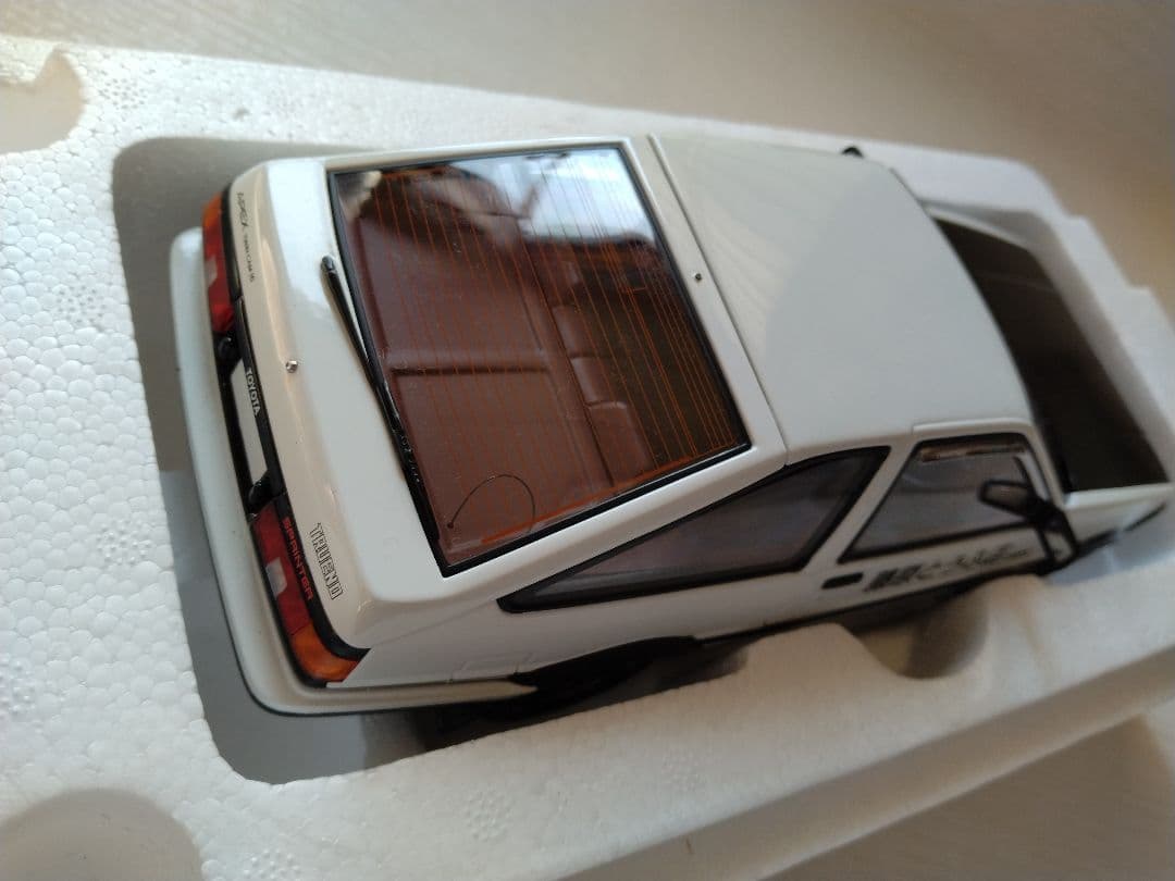 オートアート 1/18 AE 86 頭文字D Project D ver.