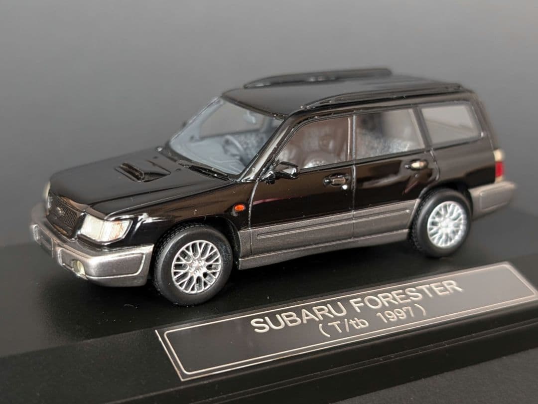 ハイストーリー 1/43 スバル フォレスター T/tb ブラックマイカ2トーン