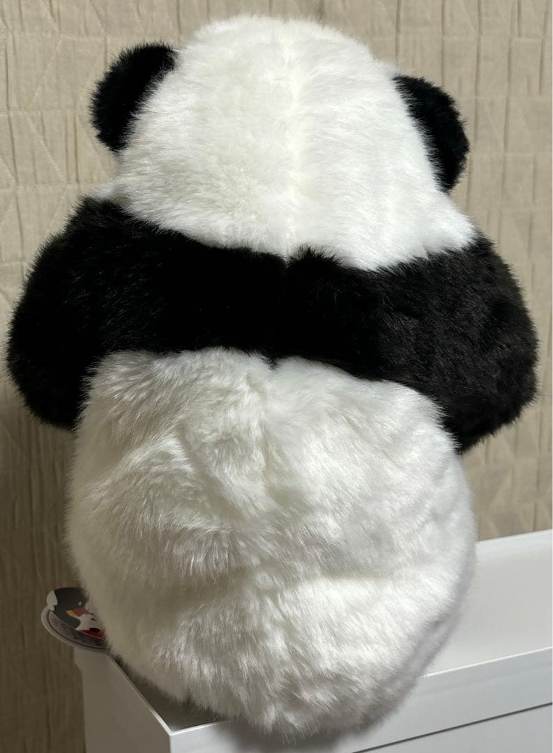 【タグ付き新品上野動物園　パンダ　レイレイ　抱っこぬいぐるみ