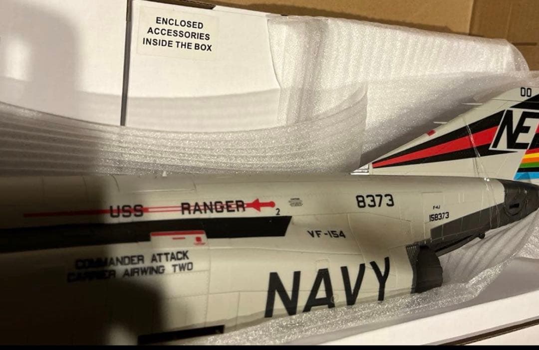 童友社1/32 エリートフォースF-4J ファントムII ブラックナイツbbi