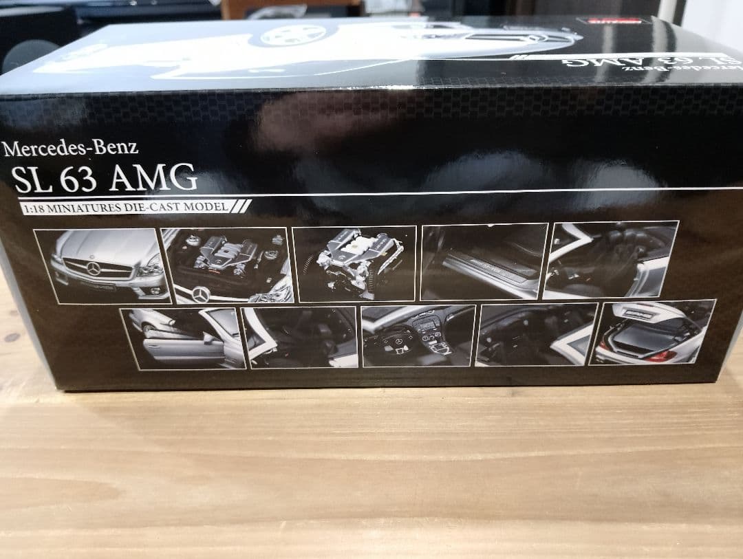 マック　1/18 メルセデスSL63 AMG R230　ミニカー　シルバー