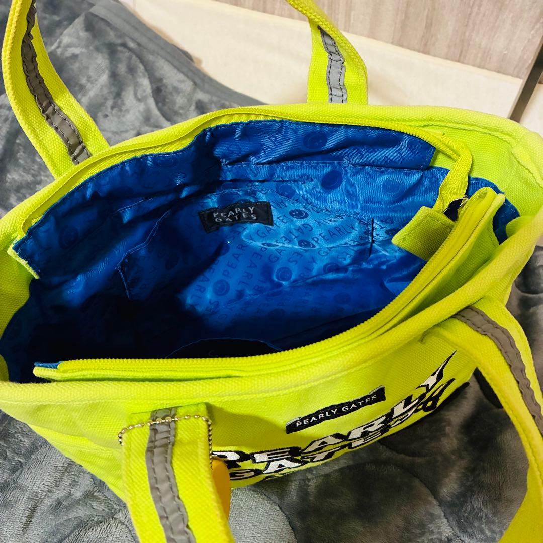 パーリーゲイツ　ニコちゃん　総柄　アート　刺繍　PG カートバッグ　ロゴプレート