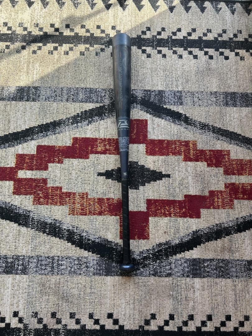 ビヨンド マックス レガシー 少年野球　軟式バット 黒　８０ｃｍ