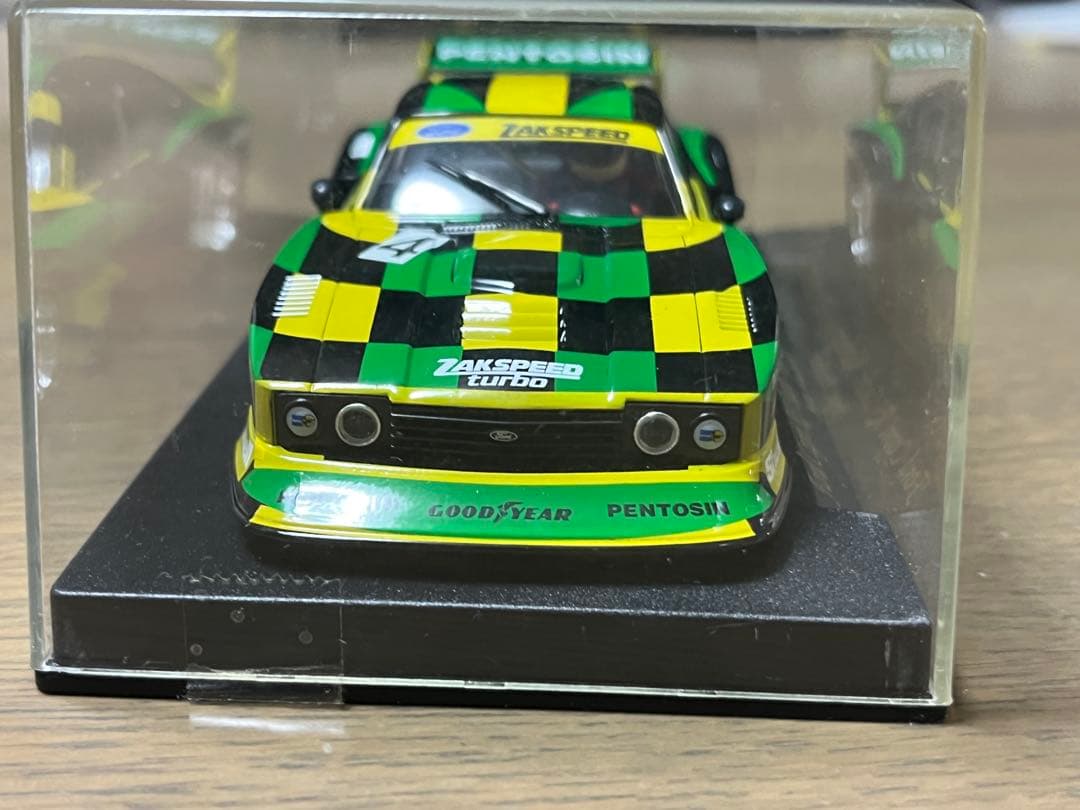 ミニカー FORD CAPRI RS TURBO NURBURGRING DRM 1981