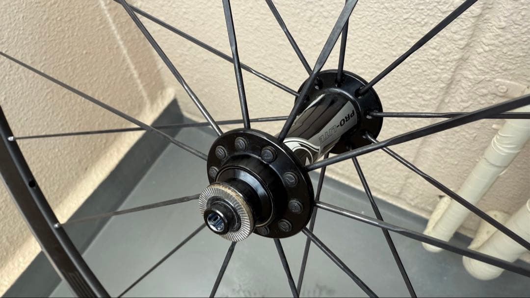 バ*ん様 PROLITE Bracciano A42アルミホイール