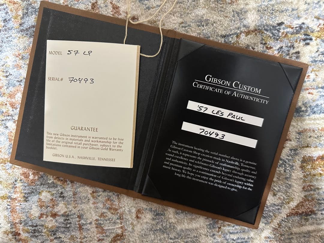 Gibson Les Paul Gold エレキギター