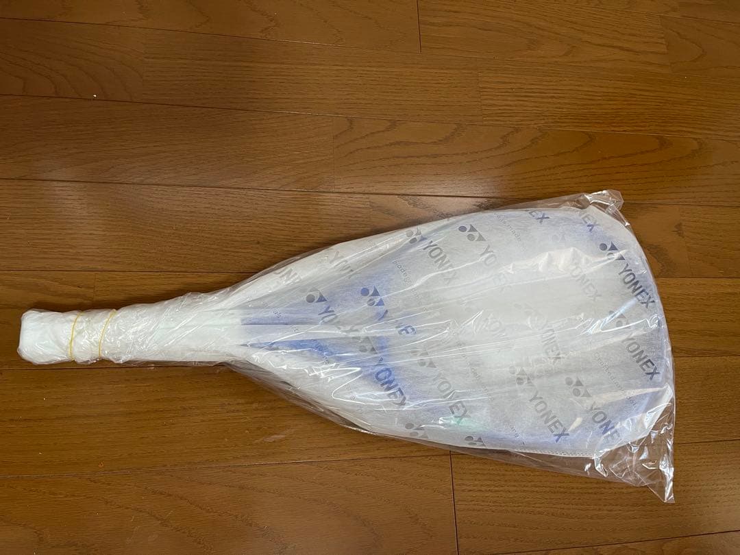 新品未開封　YONEX EZONE 100L プラストブルー 285g