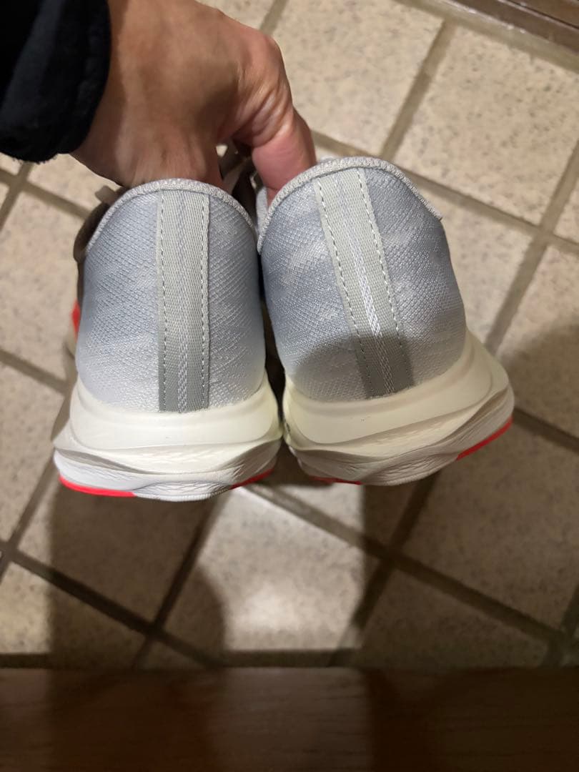 ミズノ　ウェーブリベリオンフラッシュ3 メンズ25.5cm