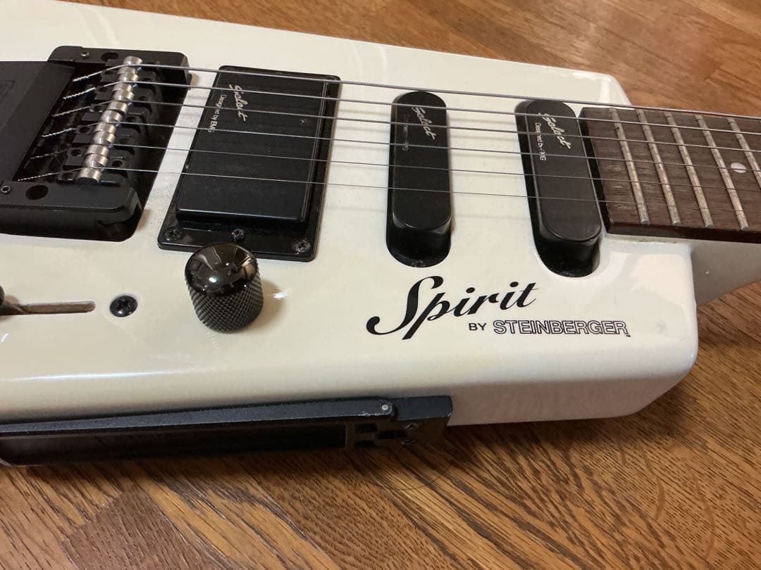 スタインバーガー　Spirit 美品　ギター　ホワイト　普通弦用アダプター付き