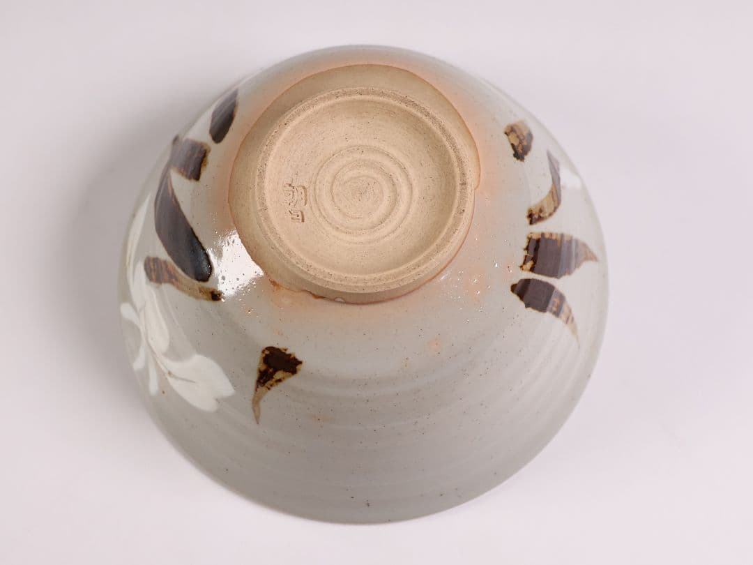 茶道具 十四代 朝日豊斎 井口海仙書付 菖蒲 鉄絵 茶碗 朝日焼 共箱【MB87