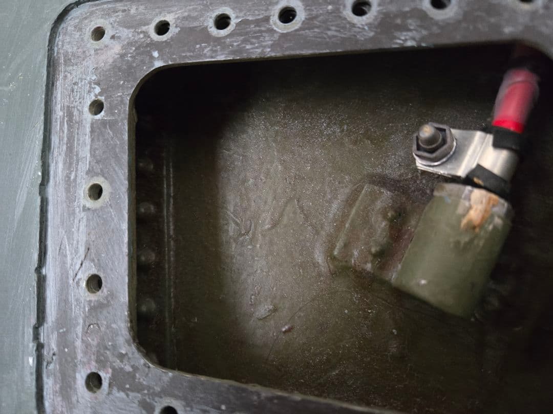 実物　F-4EJ ファントム　ジャンクパーツ