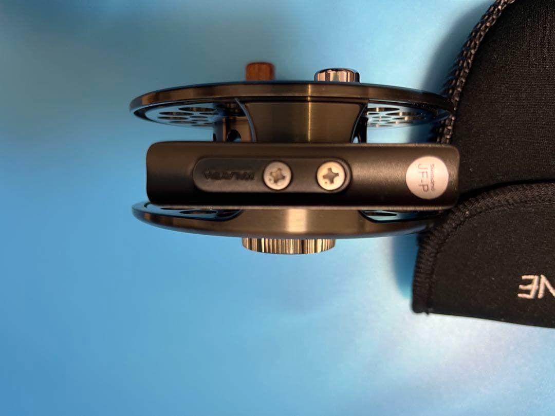 シマノ　フリーストーン LA7•8　フライリール