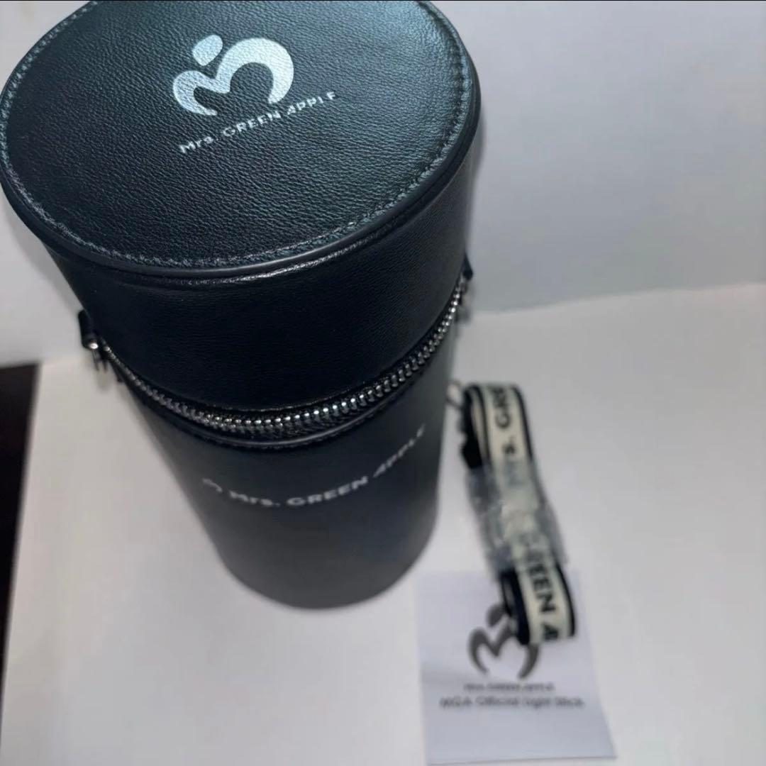 ミセスグリーンアップル　ライトスティックケース ストラップ付き黒