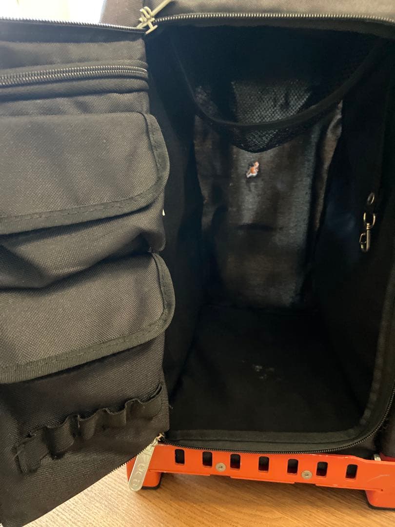 ZÜCA キャリーカート 黒 中型