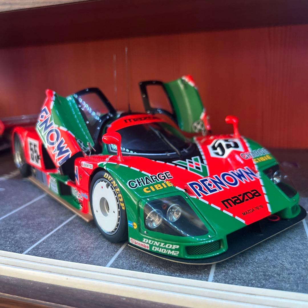 最終価格！ オートアート　1/18スケール　787B